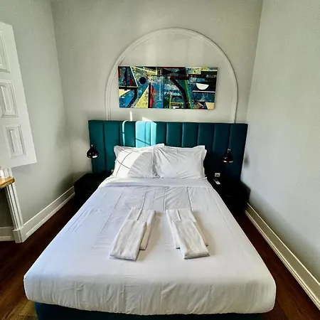 Relax And Explore And Lisbona