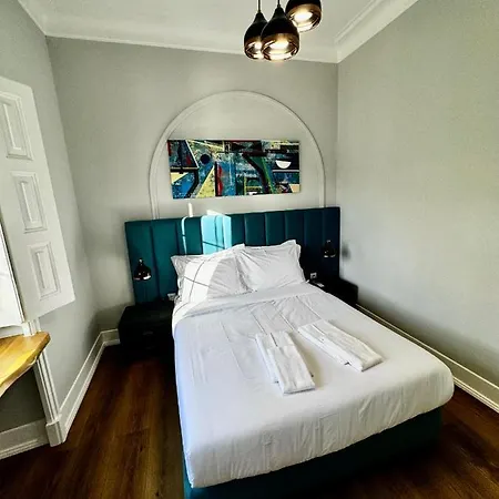 Relax And Explore And Lisboa