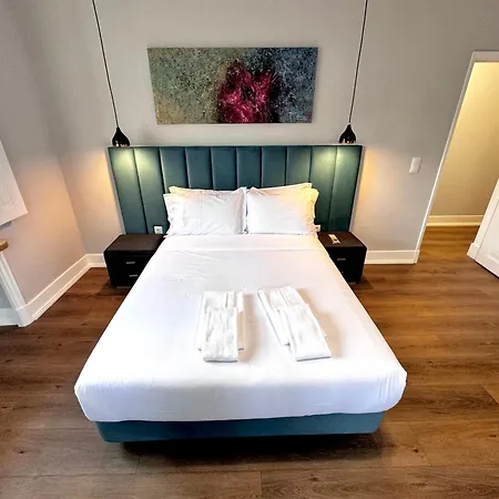 Relax And Explore And * Lisboa