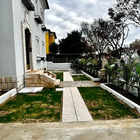 Relax And Explore And * Lisboa