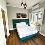 Bed and Breakfast Relax And Explore And Lisboa