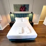 Relax And Explore And * Lisboa