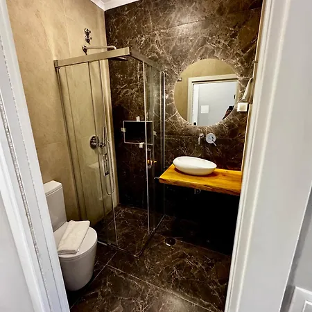 فندق مبيت وإفطار Relax And Explore And *